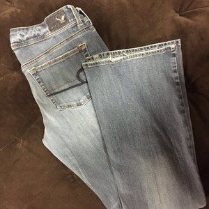 American Eagle Super Stretch Kick Boot Size 6